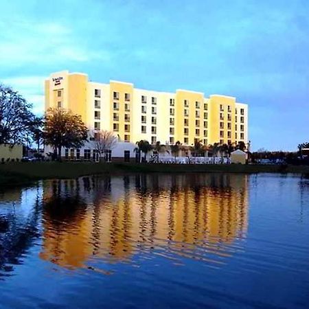 Springhill Suites Orlando Airport Exterior photo