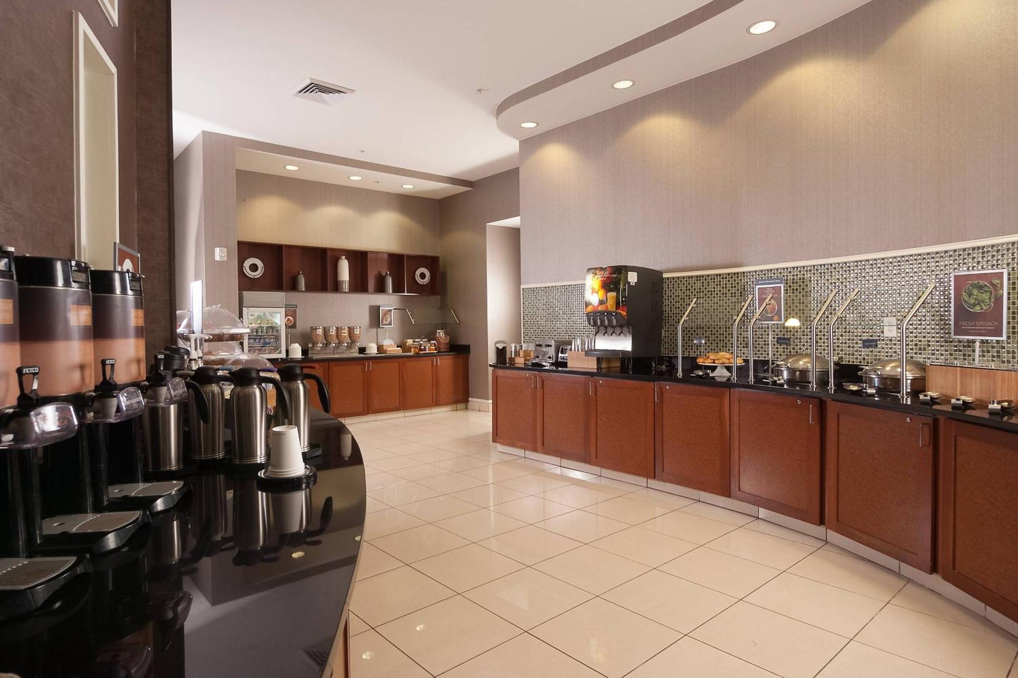 Springhill Suites Orlando Airport Exterior photo